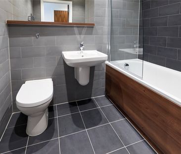 New Bridge Street Salford M3 - Photo 3