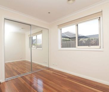 2/23 Monash Street Bentleigh East VIC - Photo 5