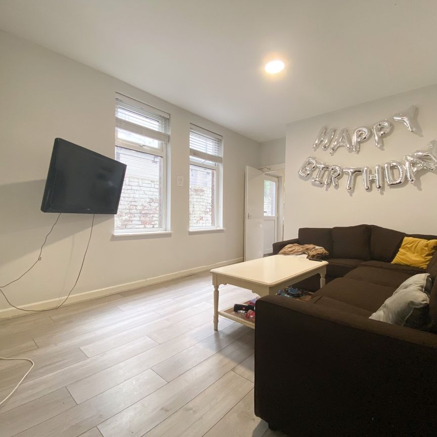 Colum Road, Cathays - Photo 1
