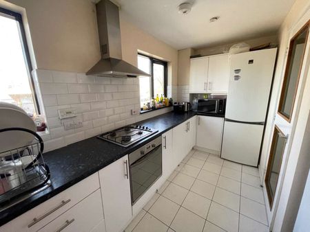 Allendale Close - Photo 3