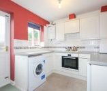2 bed Terraced - To Let - Photo 4