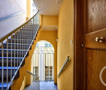 Location Appartement 4 pièces 77m² NICE 06300 - Photo 6