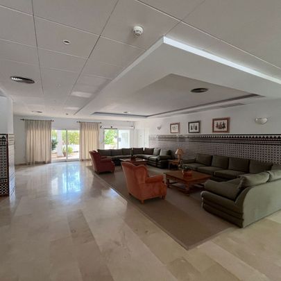 Planta baja de alquiler en Centro - Photo 1