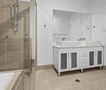 Apply Now - Century 21 &vert; the Paramount Group - Photo 5