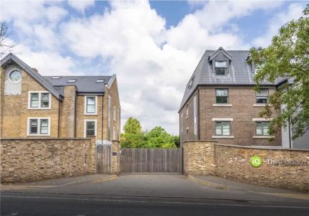 Gold Studio - Photo 5