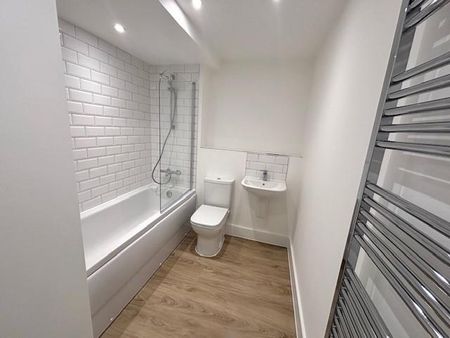 1 bedroom flat to rent - Photo 4