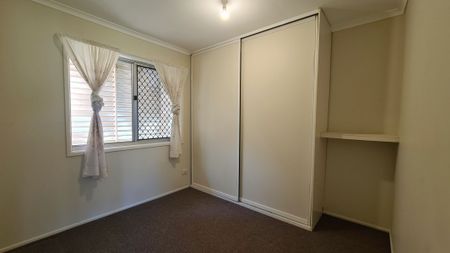 27 Frobisher Street, 4127, Springwood Qld - Photo 3