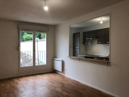 Location Appartement 2 pièces 50m² NANCY 54000 - Photo 2