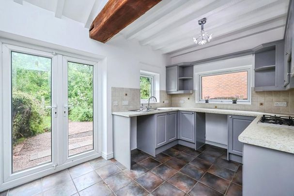 3 bedroom semi-detached house to rent - Photo 1