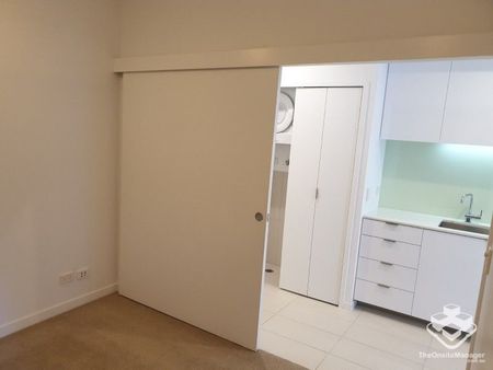 One Bedroom Unfurnished Apartment For Rent, South Brisbane QLD - Photo 5