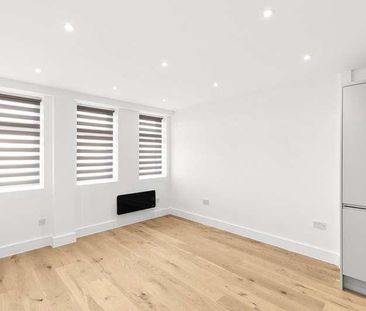 London Road, Sittingbourne, Kent, ME10 - Photo 5