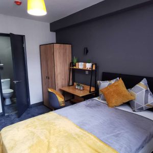 Perfect Co living House in Aigburth,L17, Liverpool. Room 4 - Photo 2