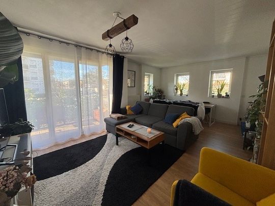 Location Appartement 3 pièces 75m² BORDEAUX 33300 - Photo 1