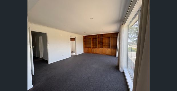 Feel at home, Living Here - Photo 1