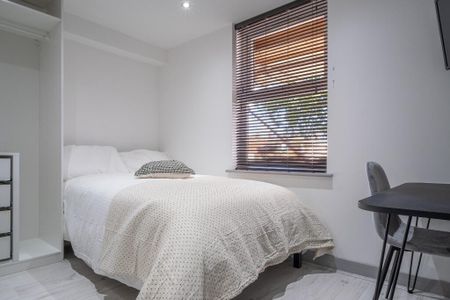 6 bedroom house to rent - Photo 3