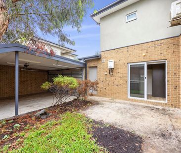 Contemporary Two Story Townhouse - Treelined Street - Photo 5