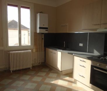 Appartement T4 proche commerces - Photo 1