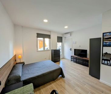 Carrer de Fortaleny, Valencia, Valencian Community 46035 - Photo 2