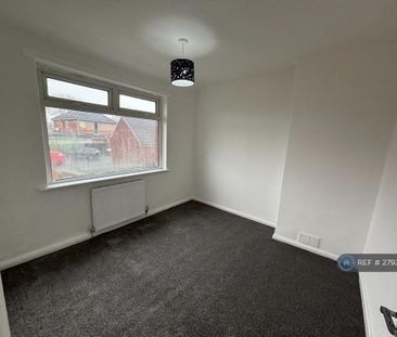 3 bedroom detached house to rent - Photo 4
