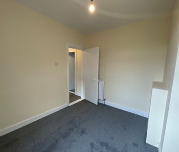 146 Donegall Avenue, Belfast, BT12 6LY - Photo 3
