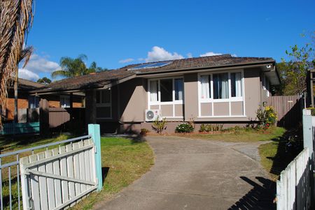 7 Berrigan Crescent, 2564, Macquarie Fields Nsw - Photo 3