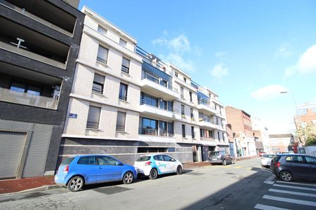 Location appartement 2 pièces 47 m² à Lille (59000) - Photo 2