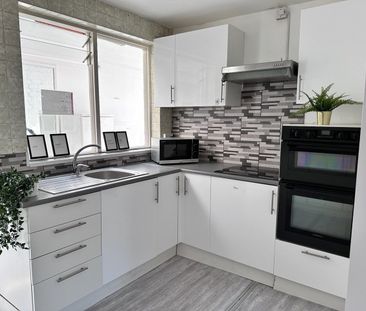 Room in a Shared House, Briar Road, NW2 - Photo 2