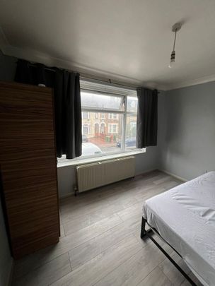 Room in a Shared House, Atherton Road, E7 - Photo 1