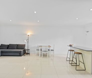 Modern Two Bedroom Unit - Photo 1