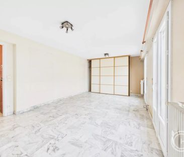Location Appartement 2 pièces 48m² NICE 06300 - Photo 2