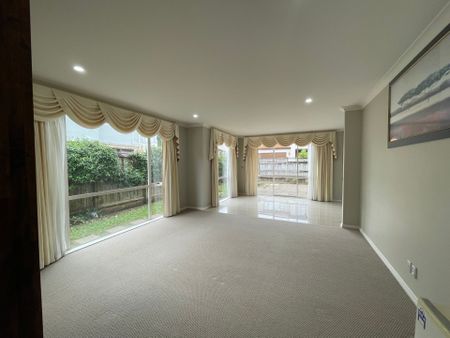 Stunning Home&excl; - Photo 5