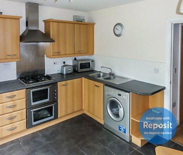 4 bedroom semi-detached house to rent - Photo 1