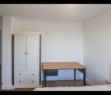 2 Bed Flat, Oslo Tower, SE8 - Photo 6