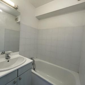 Location Appartement 1 pièce 18m² LE BOURGET DU LAC 73370 - Photo 2
