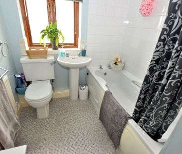 Saham Hills - Photo 5