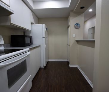 For Lease - 111 Bristol Road Unit# 109, Mississauga, Ontario - Photo 3