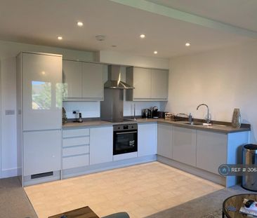2 bedroom flat to rent - Photo 6