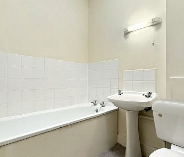 2 bedroom property to rent - Photo 4