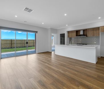 18 Bronwyn Way, Wyndham Vale VIC 3024 - House For Rent | Domain - Photo 6