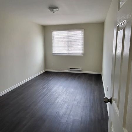 For Lease - 130 King Street Unit# 8, Clarington, Ontario - Photo 4