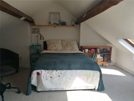 4 bedroom terraced house to rent - Photo 4