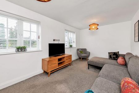 4 bedroom terraced house to rent - Photo 3