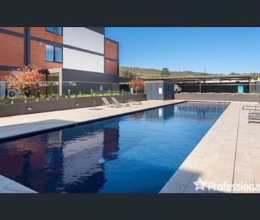 LOW MAINTENANCE CENTRAL LIVING - Photo 2