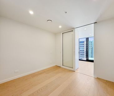 Welcome to apartment 607 in Hyde Lane. - Photo 4