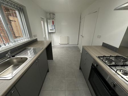 3 bedroom townhouse to rent - Photo 5