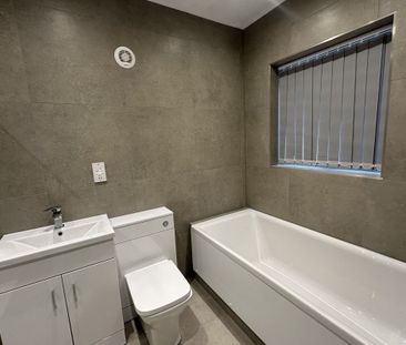 White Horse Drive, West Row, BURY ST. EDMUNDS - Photo 3