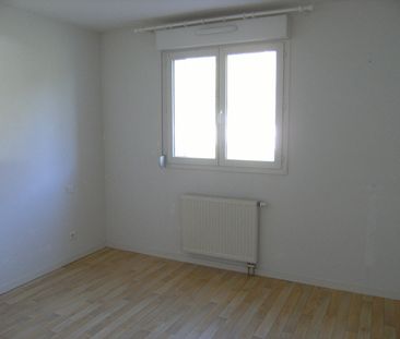 Location Appartement 3 pièces 74m² - Photo 4