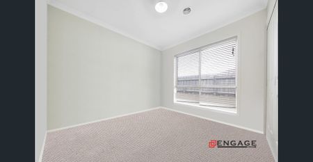 Modern style home with all the amenities closeby! - Photo 4