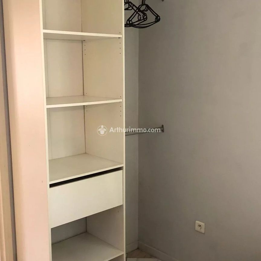 Location Appartement 2 pièces 24 m2 à Toulon - Photo 1