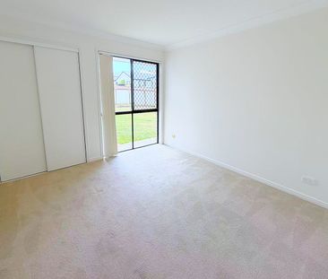 Room to Relax, Space to Grow - Photo 6